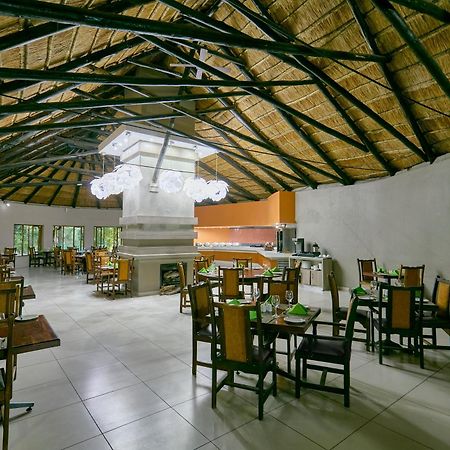 Cresta Marang Gardens Hotel Francistown Ngoại thất bức ảnh
