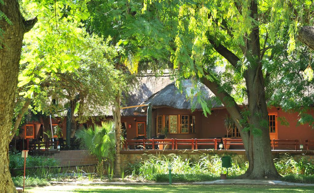 Cresta Marang Gardens Hotel Francistown Ngoại thất bức ảnh
