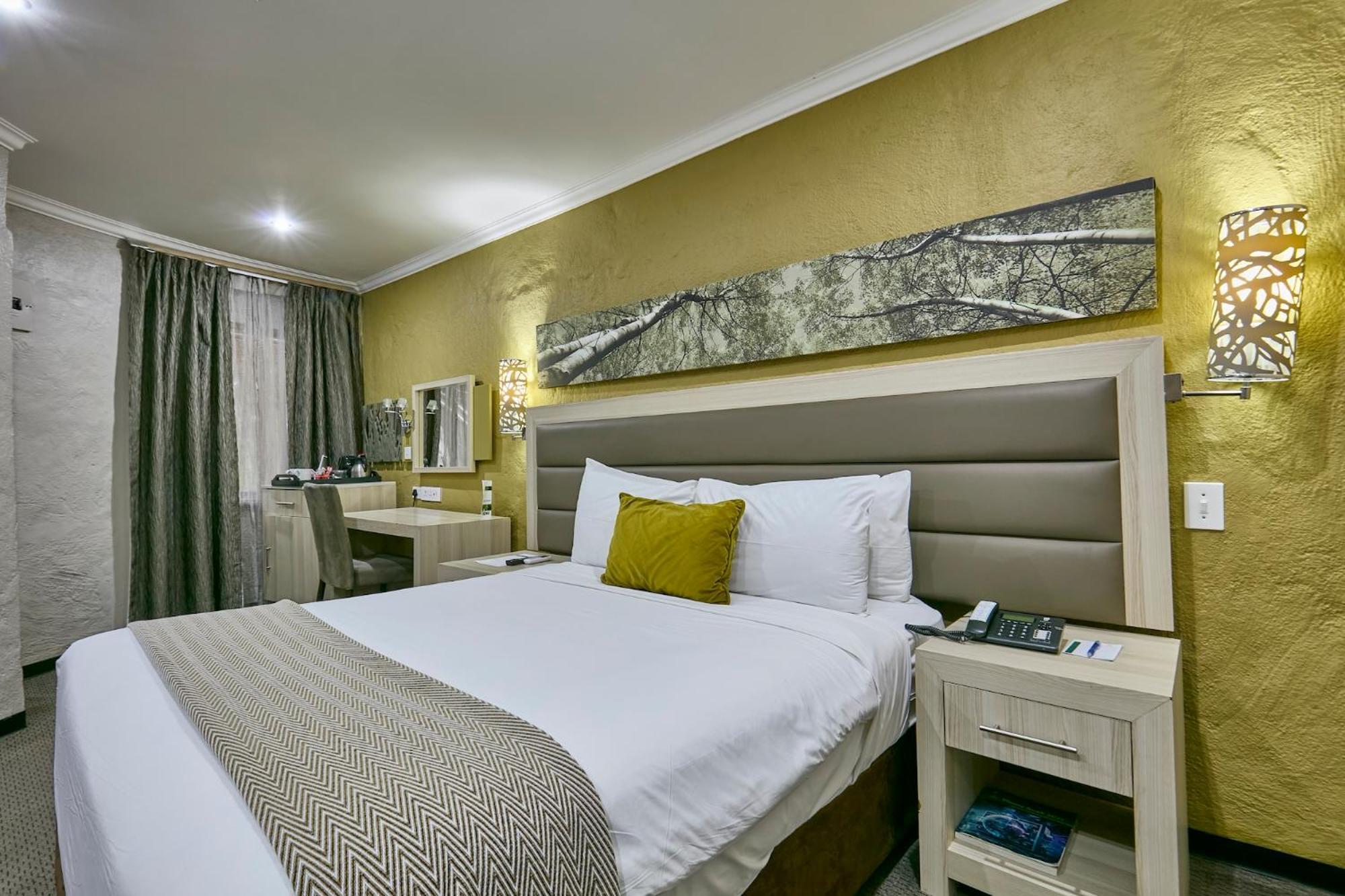 Cresta Marang Gardens Hotel Francistown Ngoại thất bức ảnh