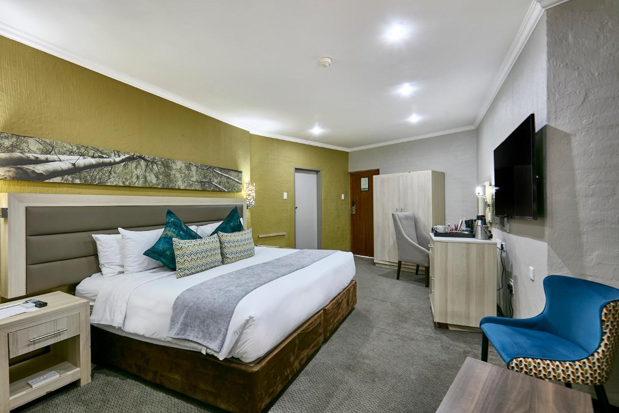 Cresta Marang Gardens Hotel Francistown Ngoại thất bức ảnh