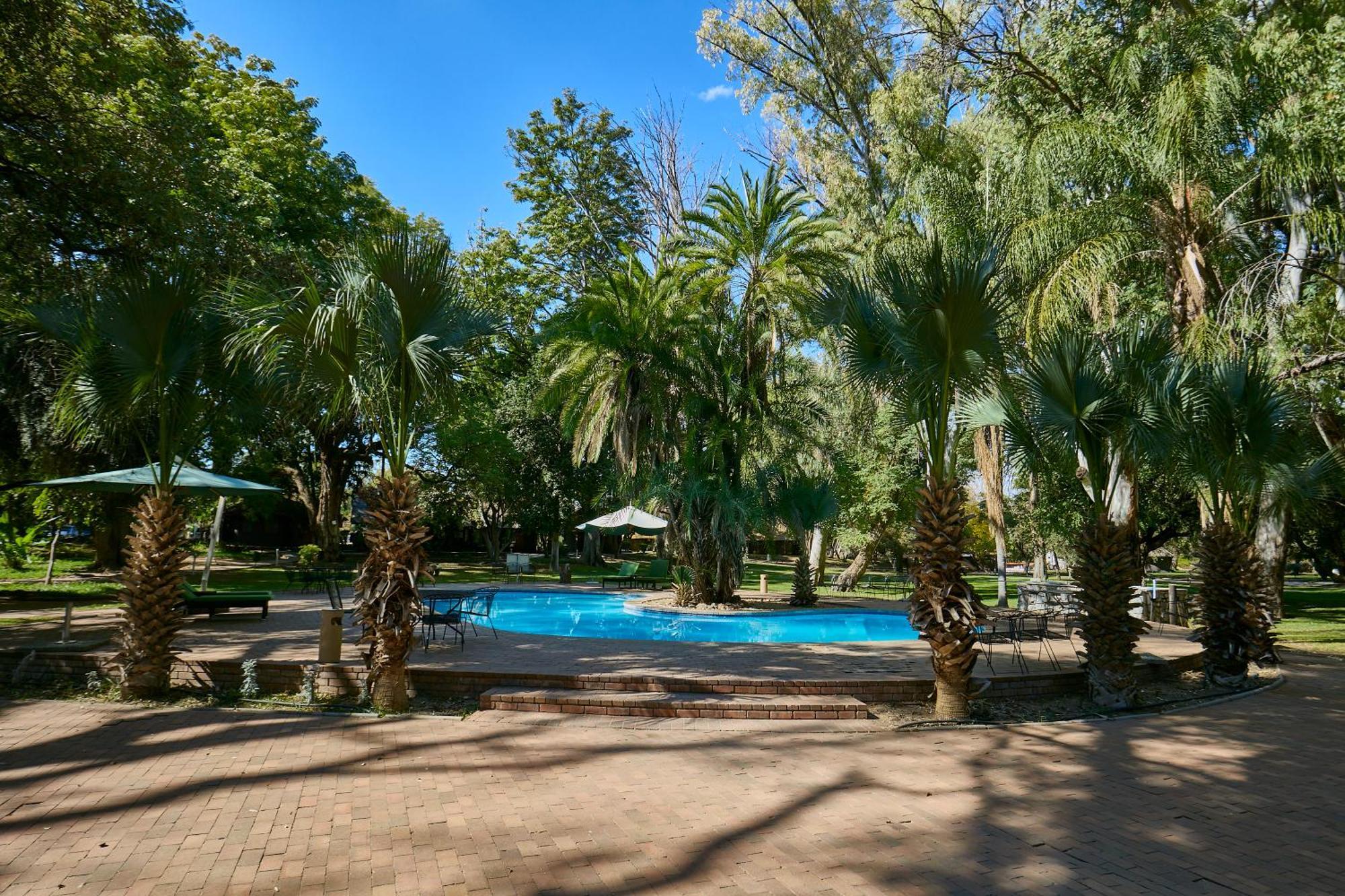 Cresta Marang Gardens Hotel Francistown Ngoại thất bức ảnh